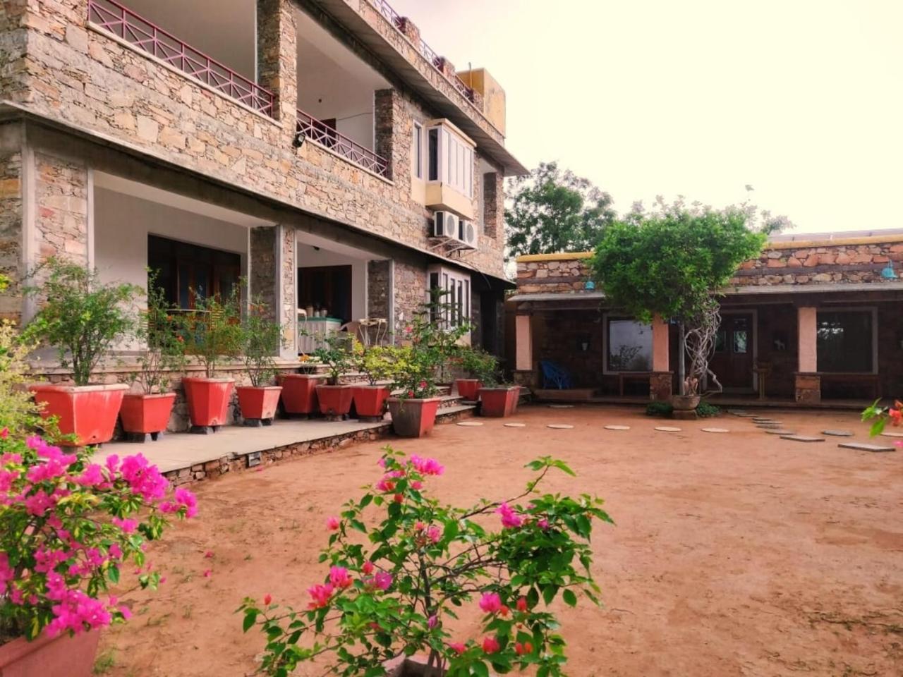 Devra Udaipur Hotel Ngoại thất bức ảnh